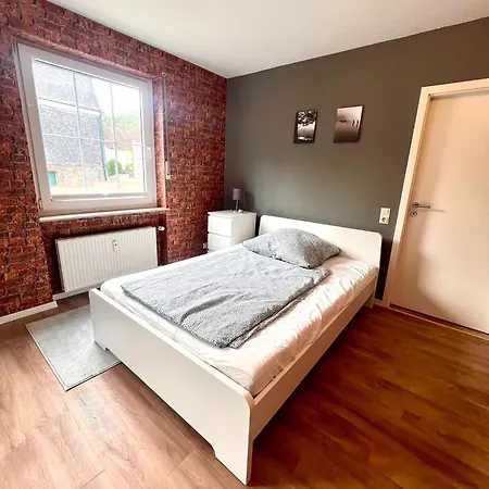 Daire Zentrales, Ruhiges Und Moebliertes Apartement *