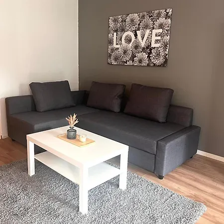 Daire Zentrales, Ruhiges Und Moebliertes Apartement Gummersbach
